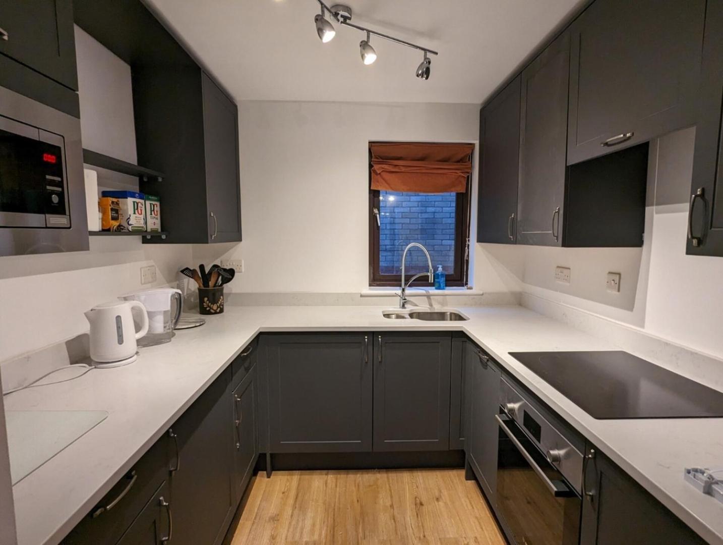 New Bright And Sunny Flat In Oxford City Centre Exteriör bild